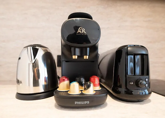 Cia - Nation - Lovely Parisian Escape 아파트 *